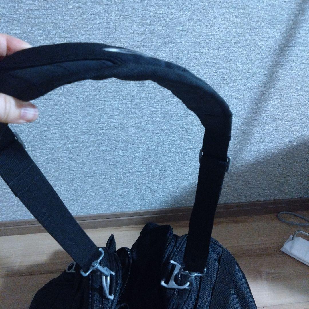 Oakley ボストンバッグ 黒