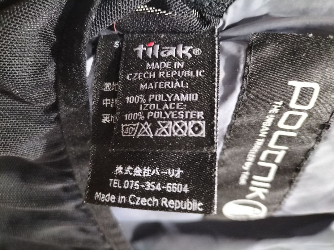 トップス TILAk