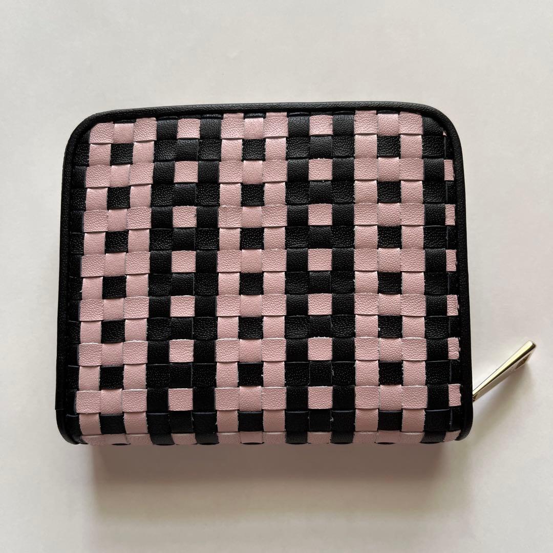 【新品未使用】FURLA フルラ コンパクト 財布 編み込み ブラック ピンク