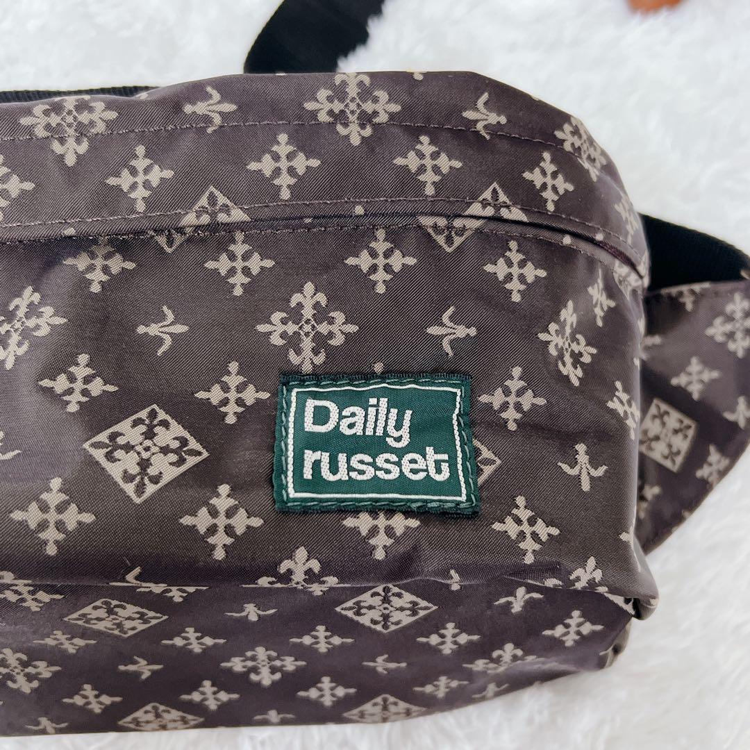 新品✨Daily russet デイリー ラシット　ウエストポーチ　ブラウン