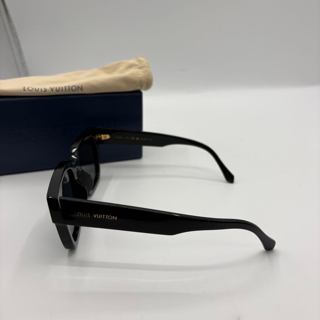 LOUIS VUITTON LVエスケイプ スクエア サングラス Z1496E