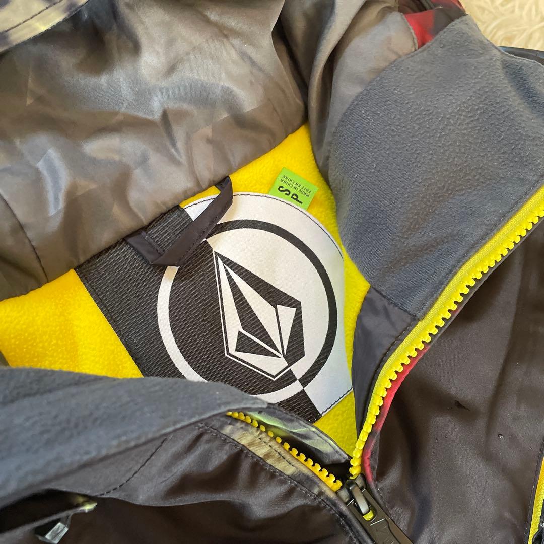 VOLCOM スノボウェア ロゴ 総柄 スノーボード ブラック 黒 中綿入り S