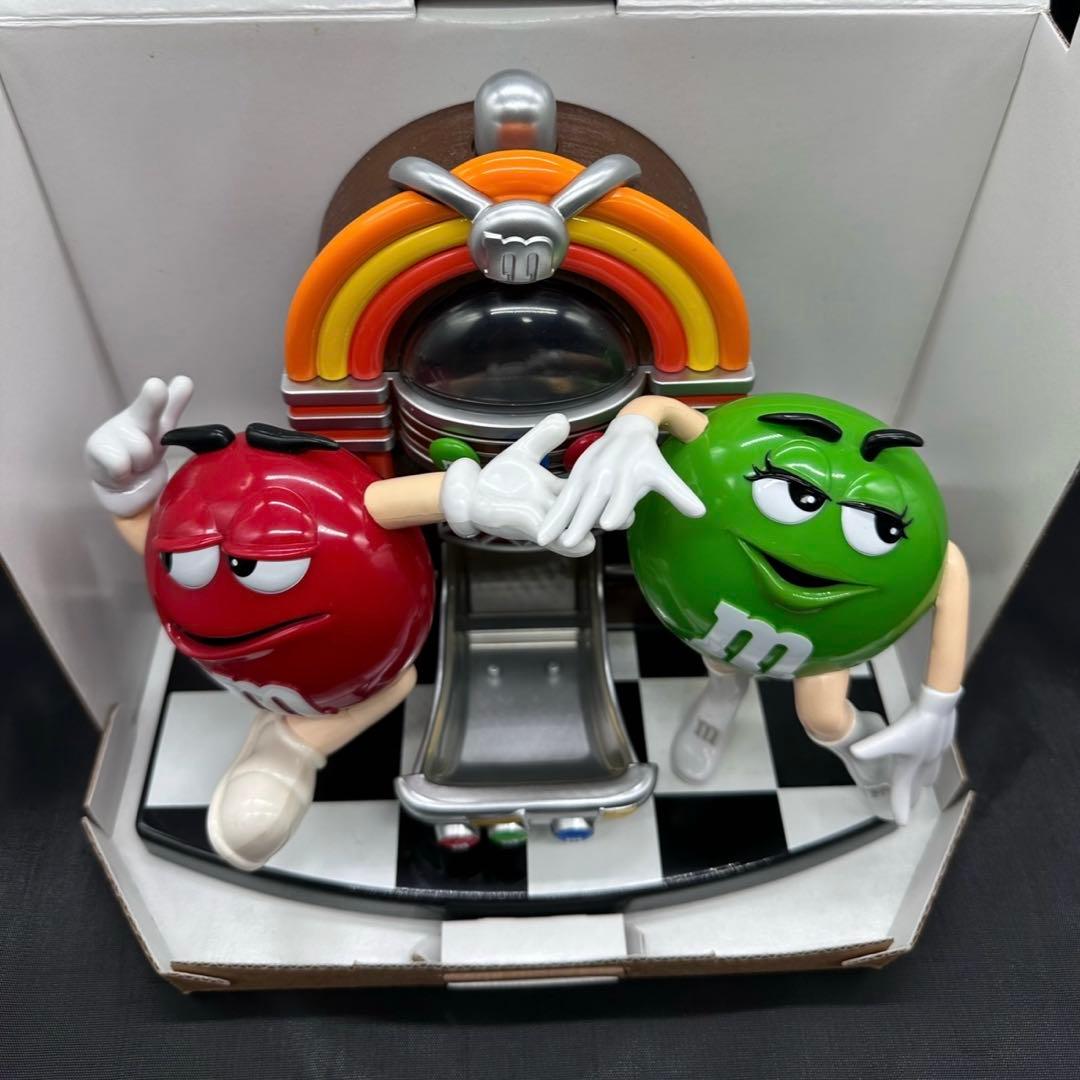 M&M's カフェスタイル フィギュア レッド & グリーン 新品未開封
