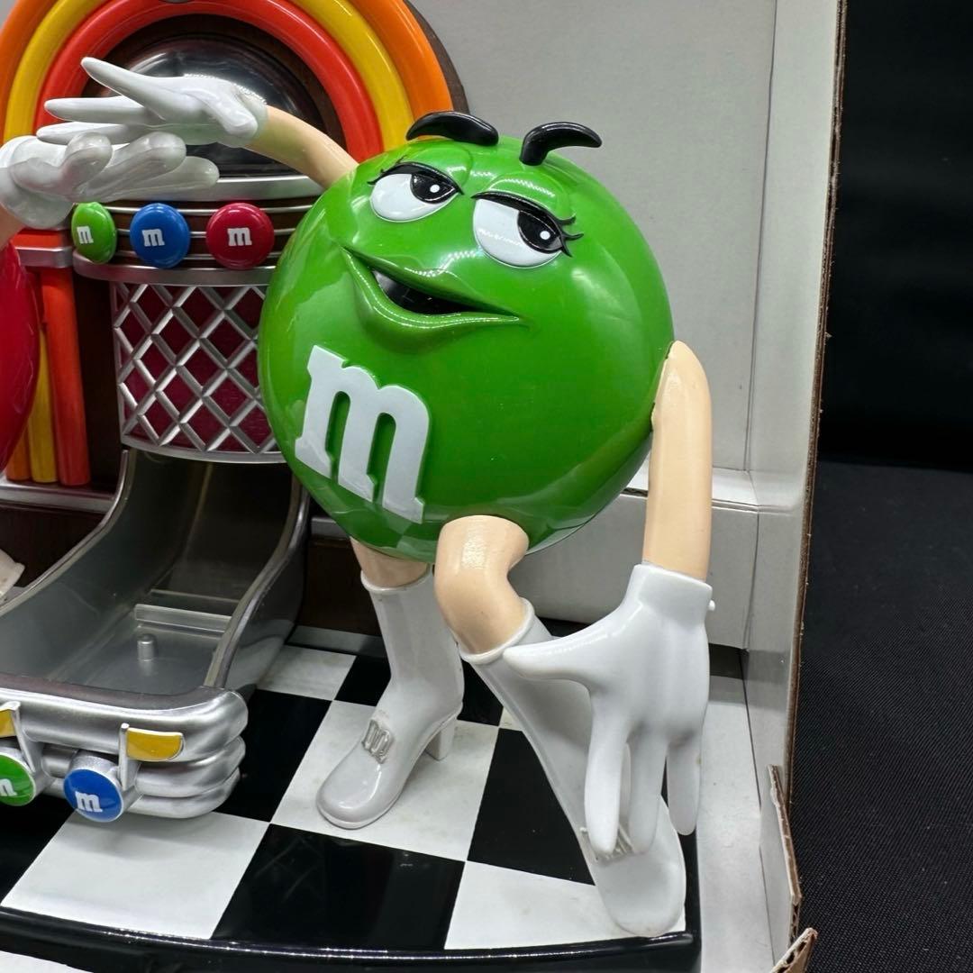 M&M's カフェスタイル フィギュア レッド & グリーン 新品未開封