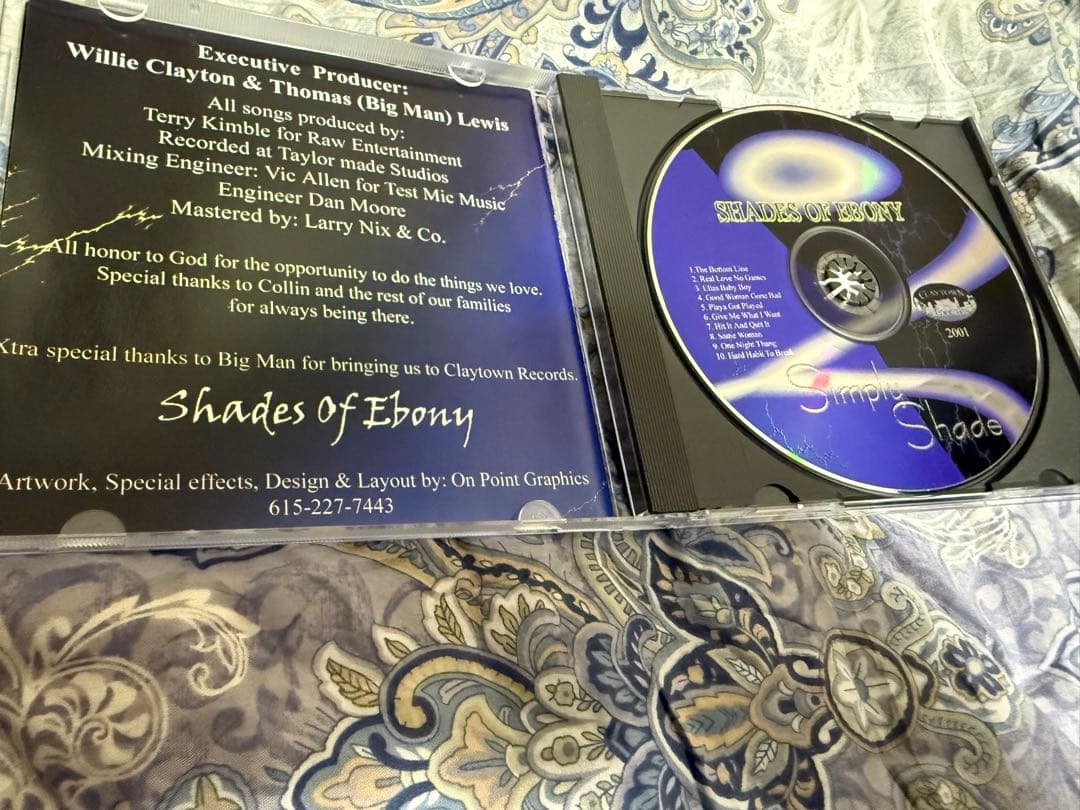 【R&B】Shades Of Ebony