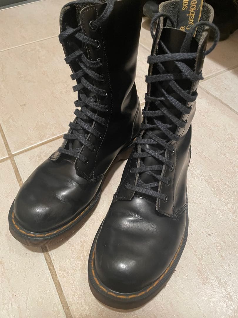 Dr.Martens 10ホール