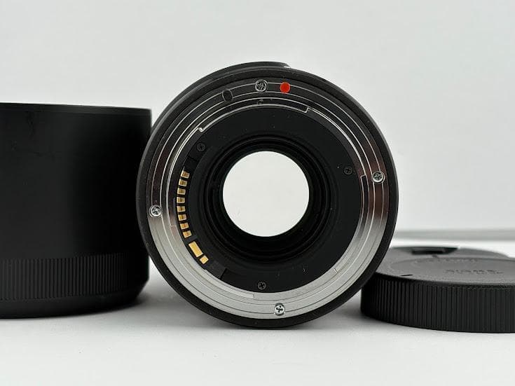 ★極上品★ シグマ SIGMA 70mm F2.8 DG MACRO キヤノン用