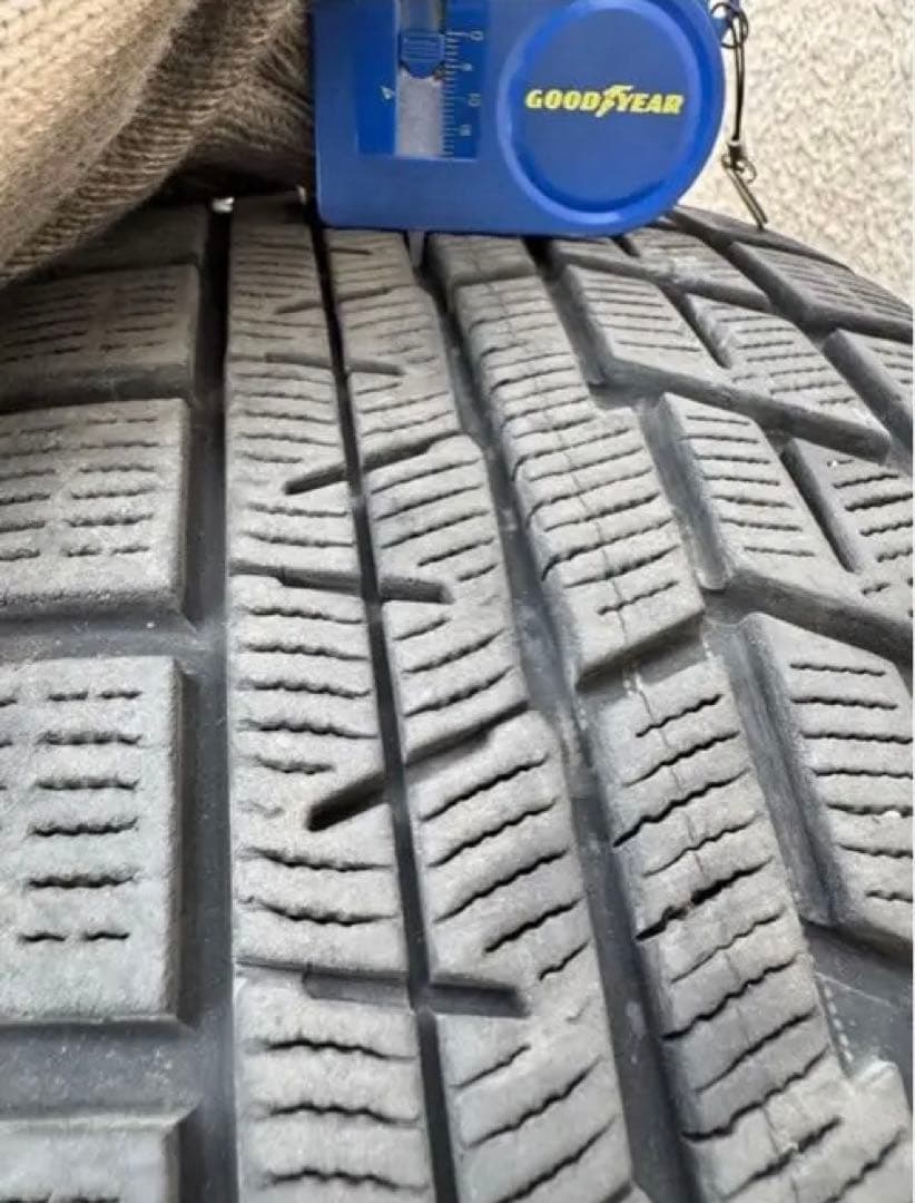 スタッドレスタイヤ 215/60R17 スポークアルミ4本セット　NX10系に