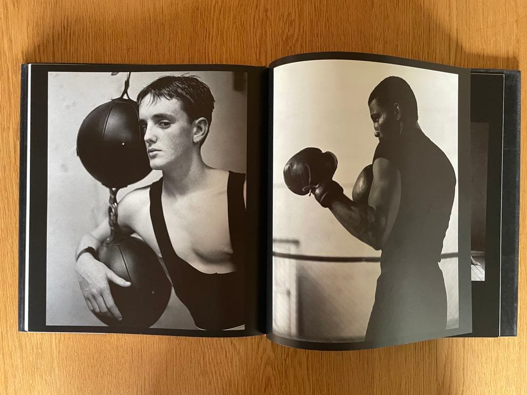 美品初版本　 MARKUS 「BOXERS」 布張り装丁