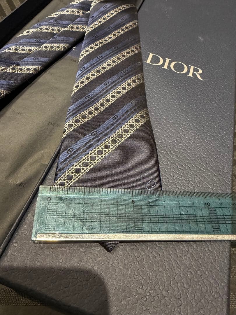 Dior ネクタイ　新品