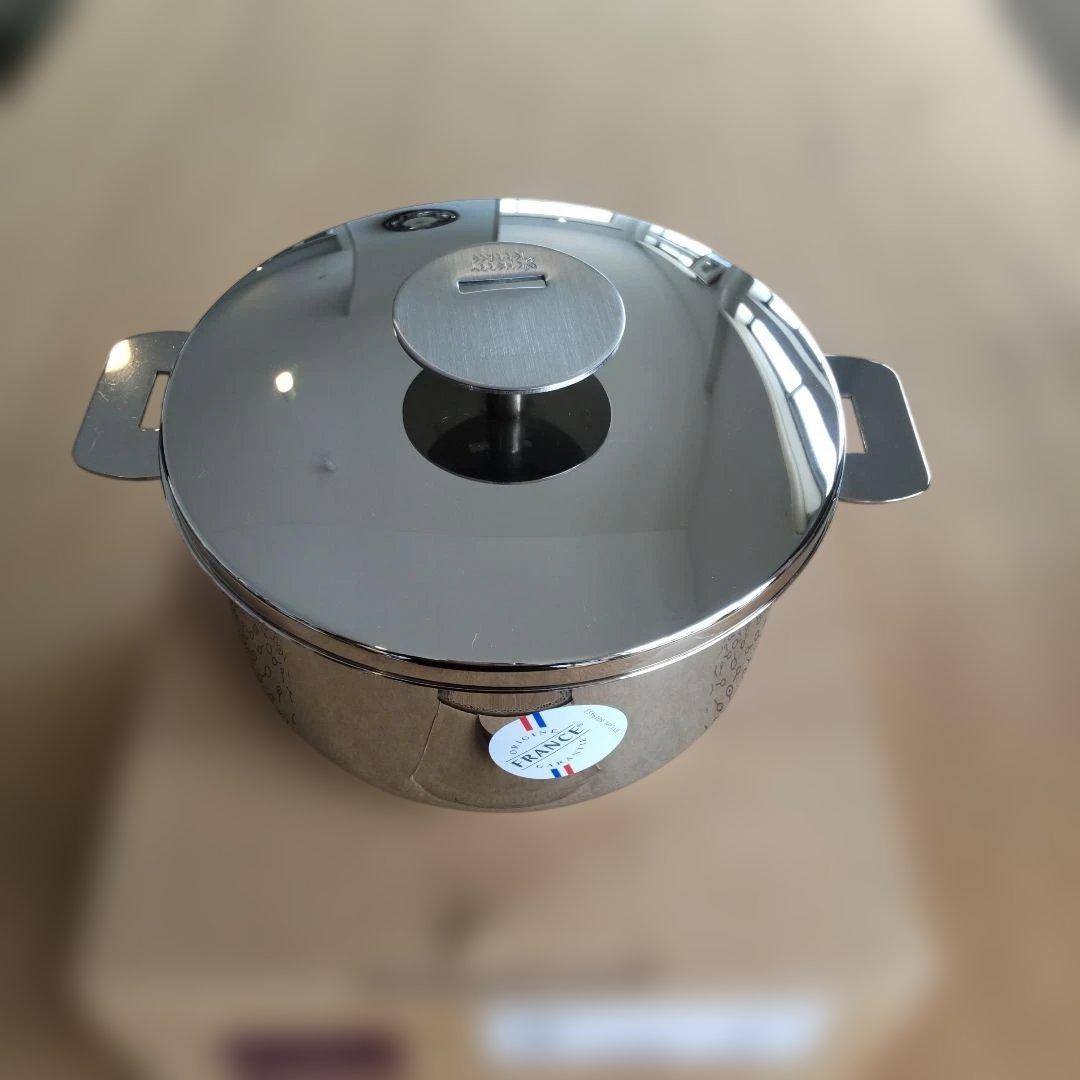 新品未使用品　クリステルCRISTEL 両手深鍋 18cm