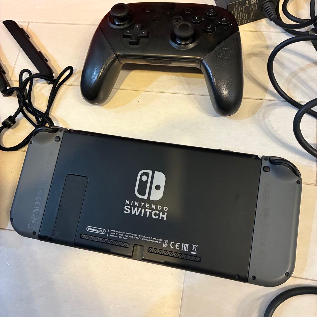 Nintendo Switch 本体・プロコンセット