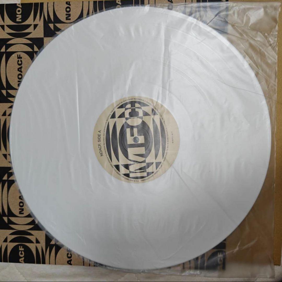 The 1975「NOACF」限定 WHITE VINYL 140G盤 2枚組