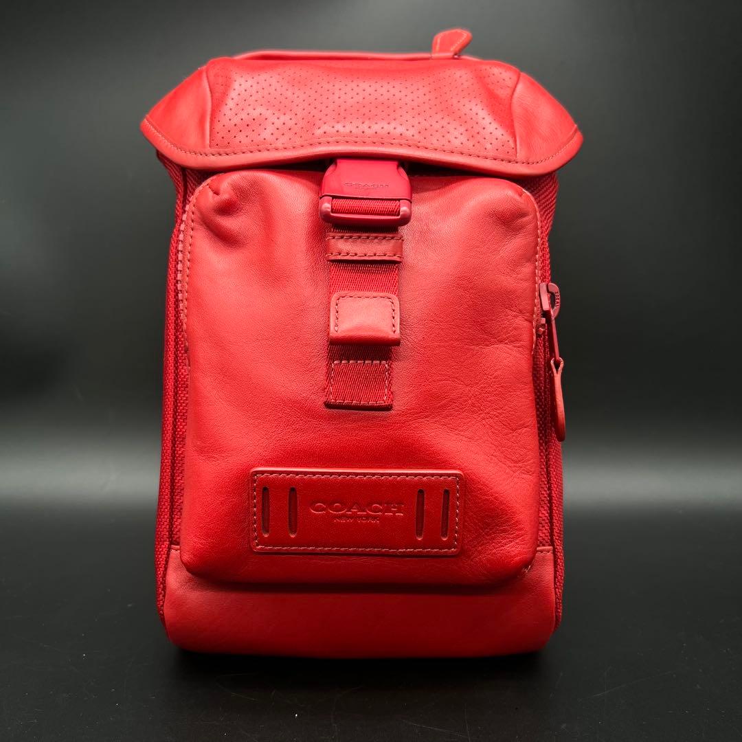 【美品】COACH レザー ボディバッグ 斜め掛け ワンショルダー 赤 1946