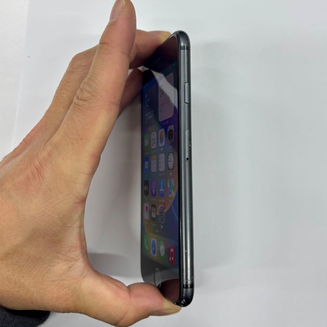 iPhone 8 64GB SIMフリー バッテリー77% 本体のみ