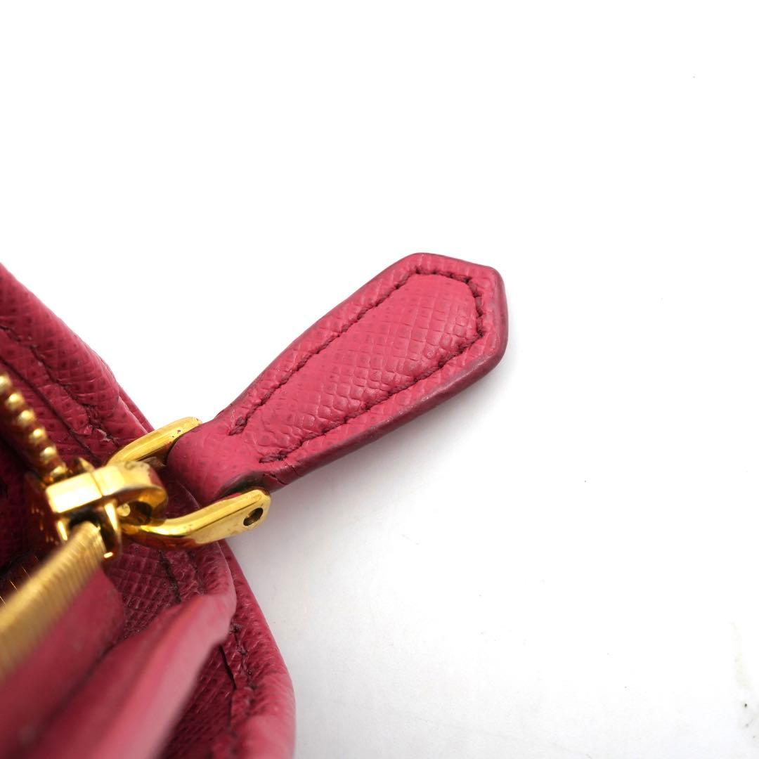 ✨未使用展示品・箱付き✨　PRADA ミニ財布　サフィアーノレザー　L字 ピンク