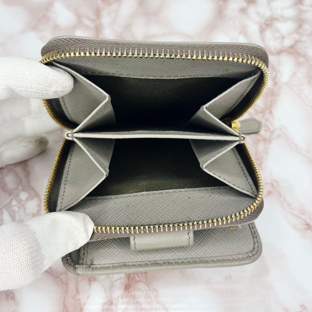 【極美品】PRADA 二つ折り財布 折り財布78
