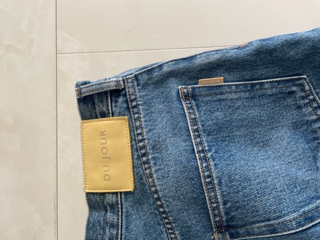 DU JOUR ウォッシャブル　バレルバギージーンズ