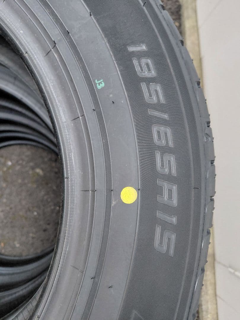 DUNLOP新商品　EC 205 195/65R15 ２本セット①