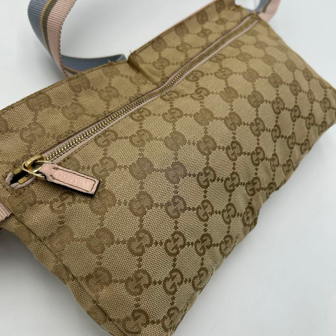 GUCCI GGキャンバス シェリーライン ウエストバッグ レザー　ピンク