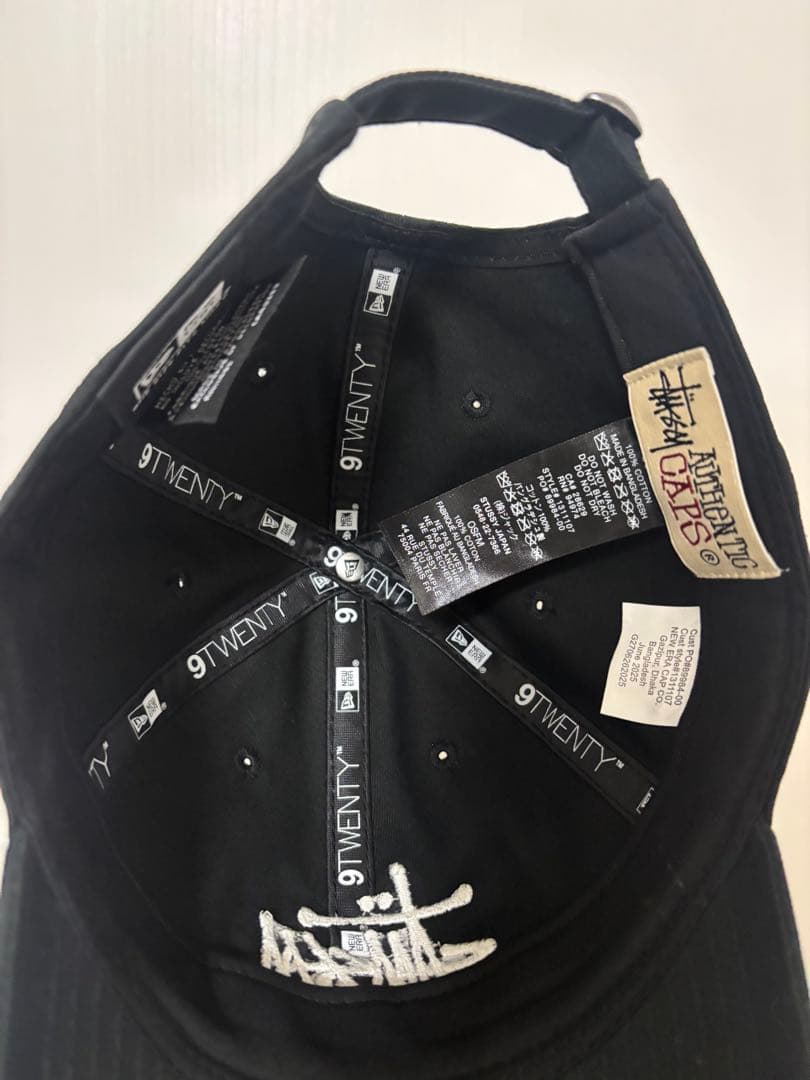 Stussy ブラック ベースボールキャップ