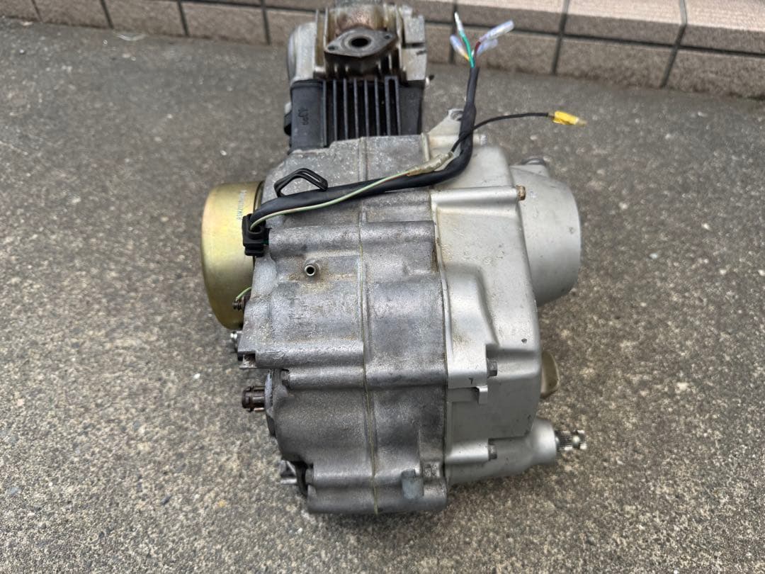 HONDA CD50E エンジン