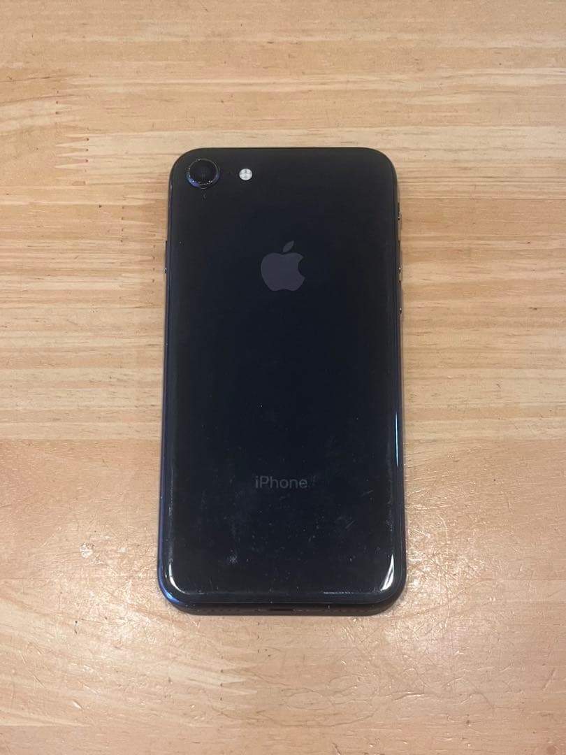 Apple iPhone8 ブラック　64GB