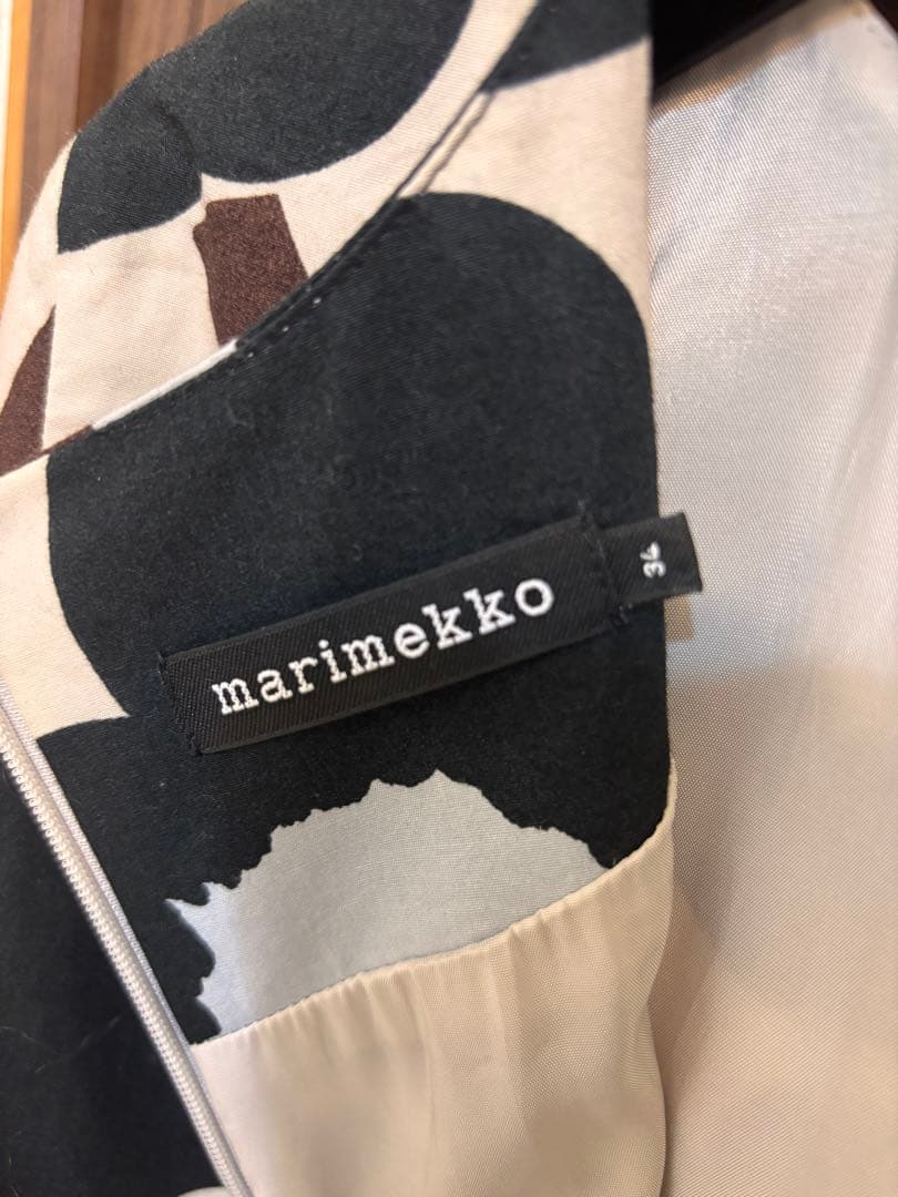 marimekko フラワープリント 七分袖ワンピース
