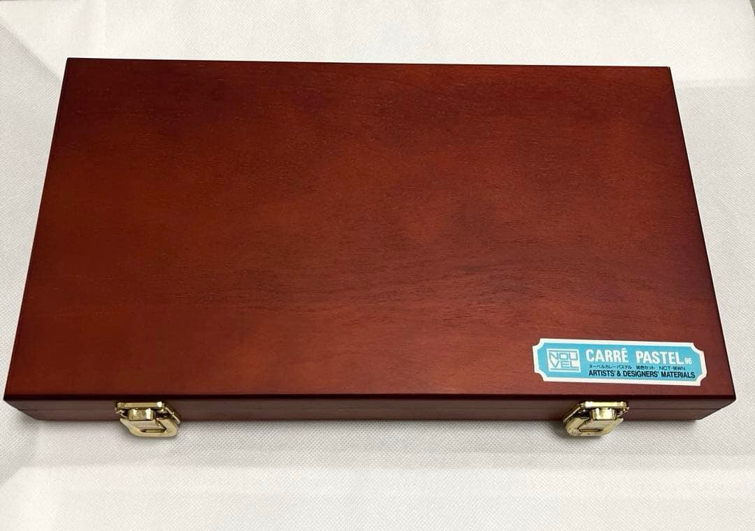 NOUVEL CARRE PASTEL 96色 木箱