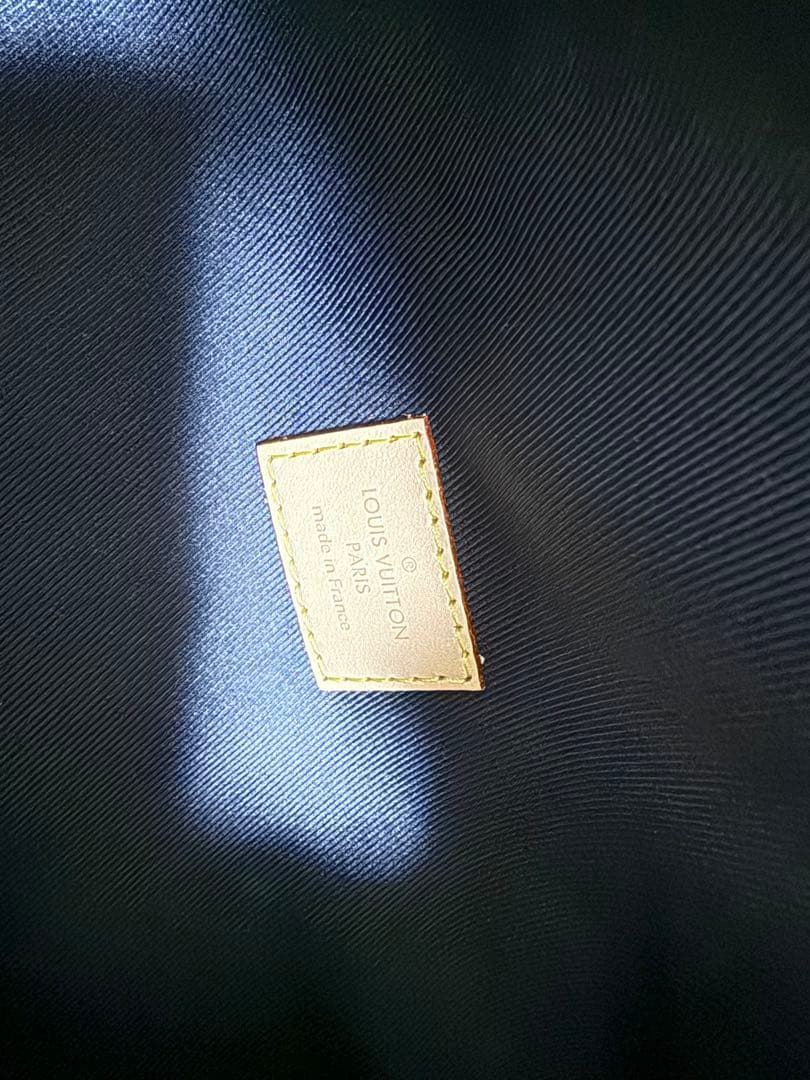 Louis Vuitton モノグラム ボディバッグ　バムバック