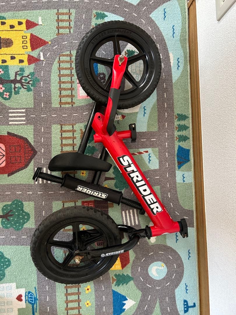 STRIDER 12 バランスバイク レッド