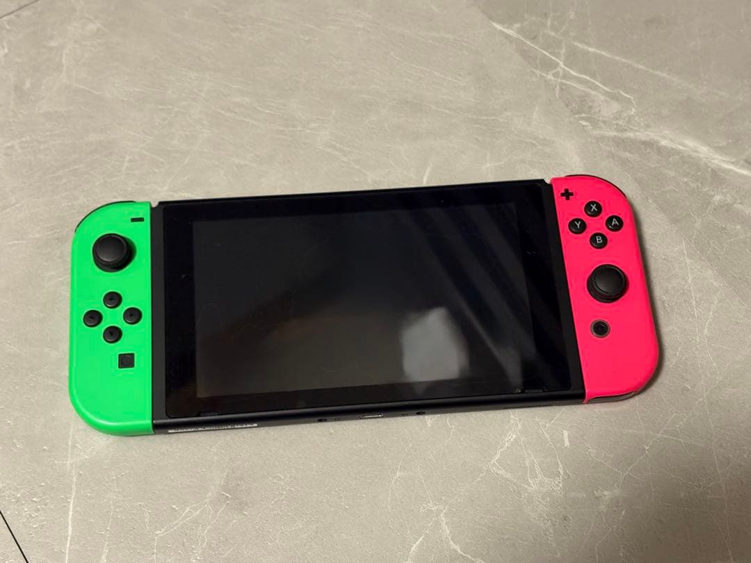 【付属品つき】Nintendo Switch本体 スプラトゥーン版