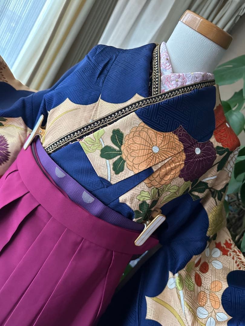 ひげお 振袖単品 ネイビー紺色×蜂蜜色 古典柄 隈取 金駒刺繍