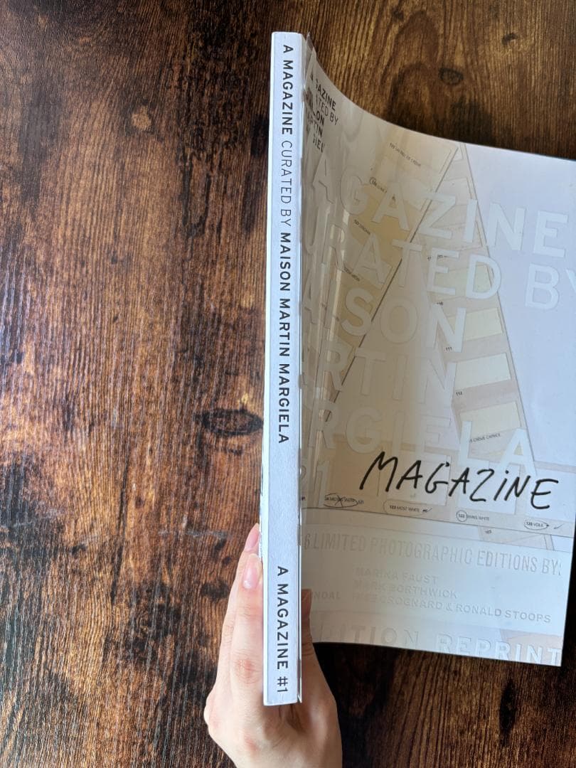 アート・デザイン・音楽 A Magazine Maison Martin Margiela