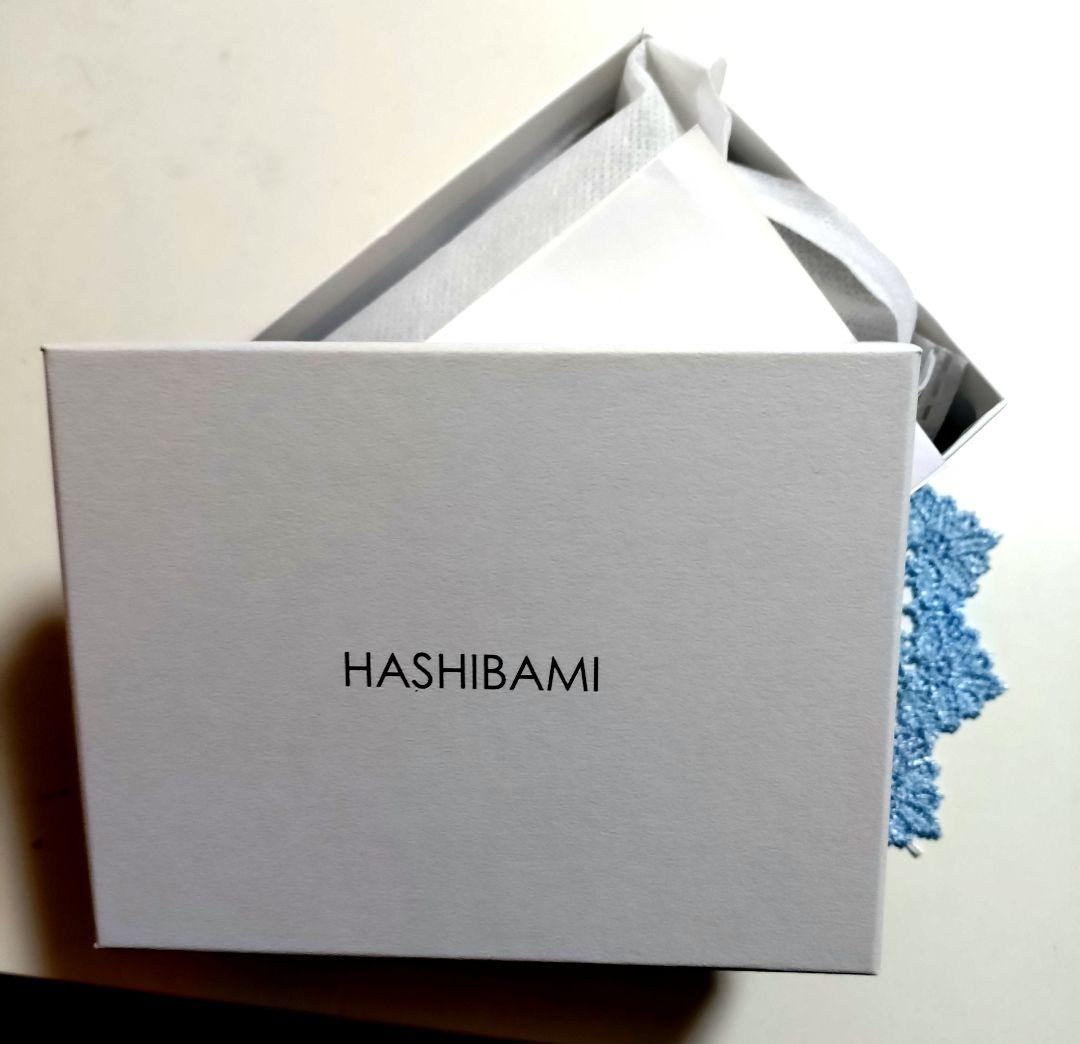 Hashibami ハシバミ レザーラウンドクロコ型押しミニ財布 シルバー