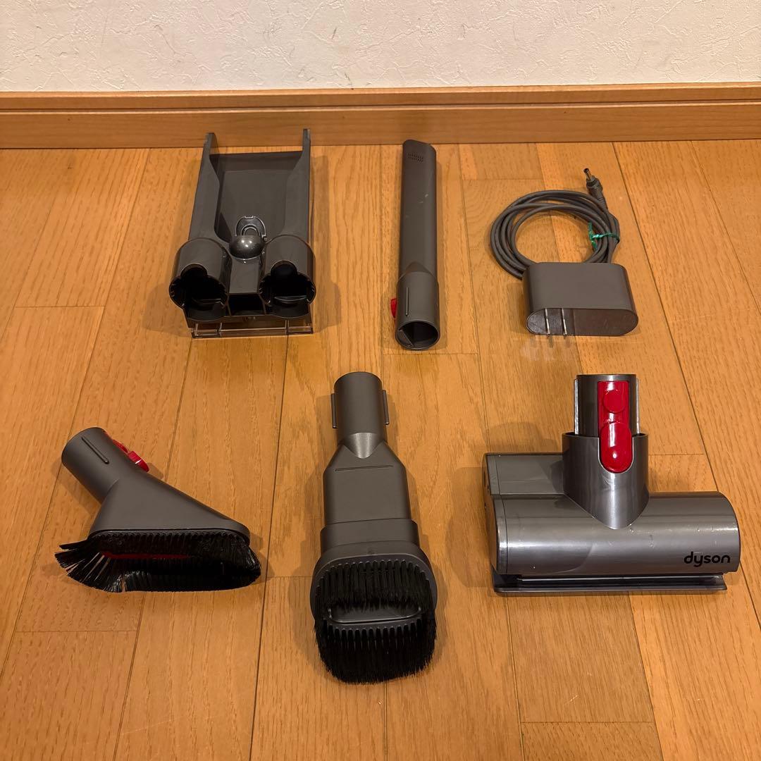 ダイソン V10 SV12 分解洗浄除菌整備済み　⑧
