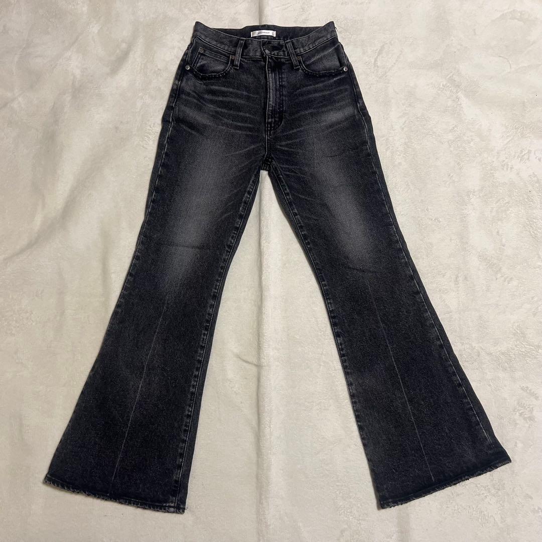 【美品】MOUSSY マウジー MVS BLACK FLARE 26