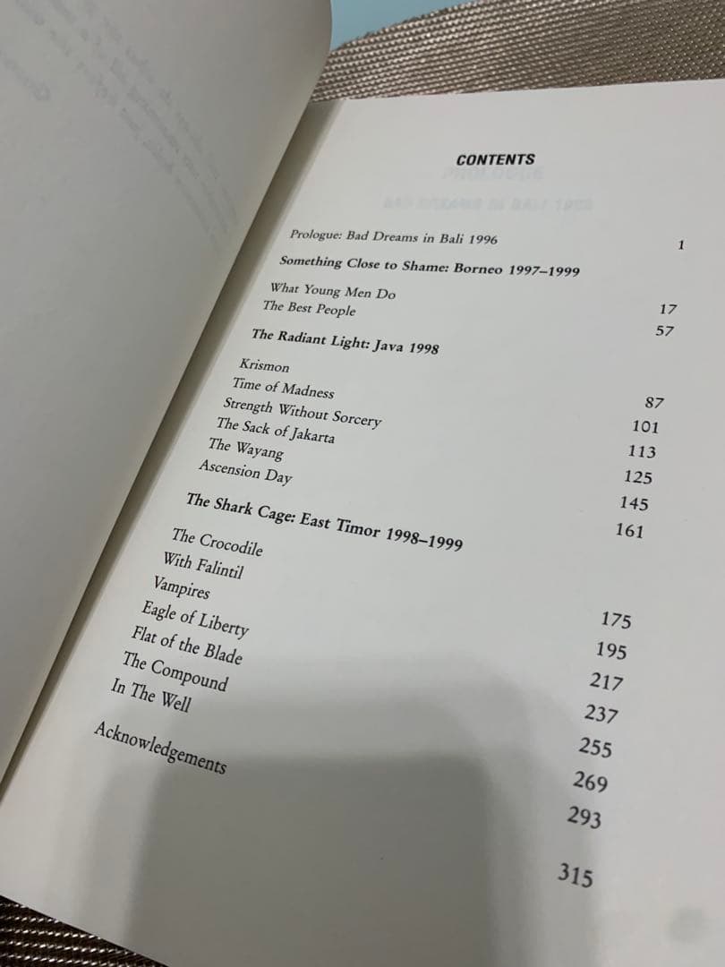 洋書 IN THE TIME OF MADNESS