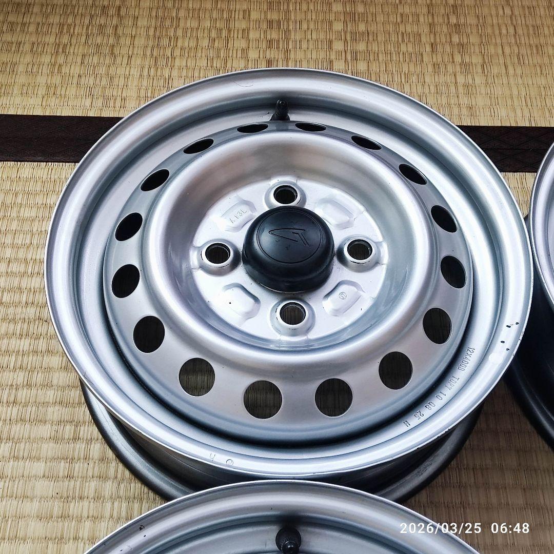 1シーズン使用　ダイハツ　純正　ハイゼット　12インチ 4.00B +40 4穴