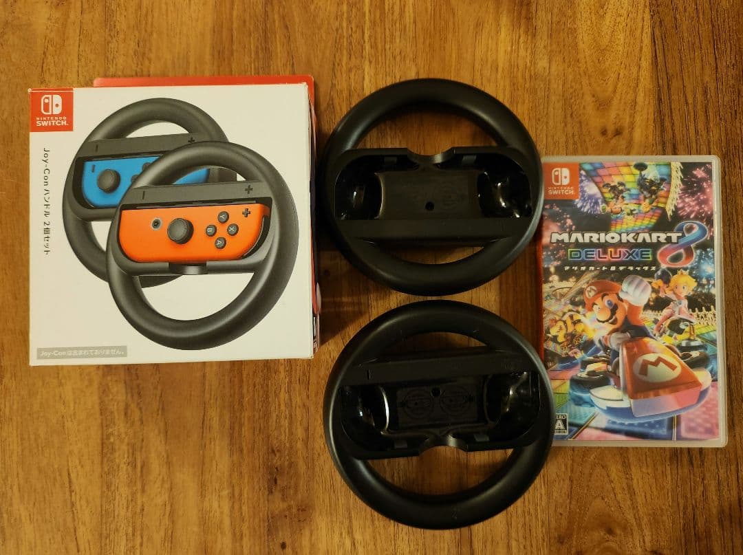 Nintendo Switch 本体 + ソフト2本 ハンドル2個 マリオカート