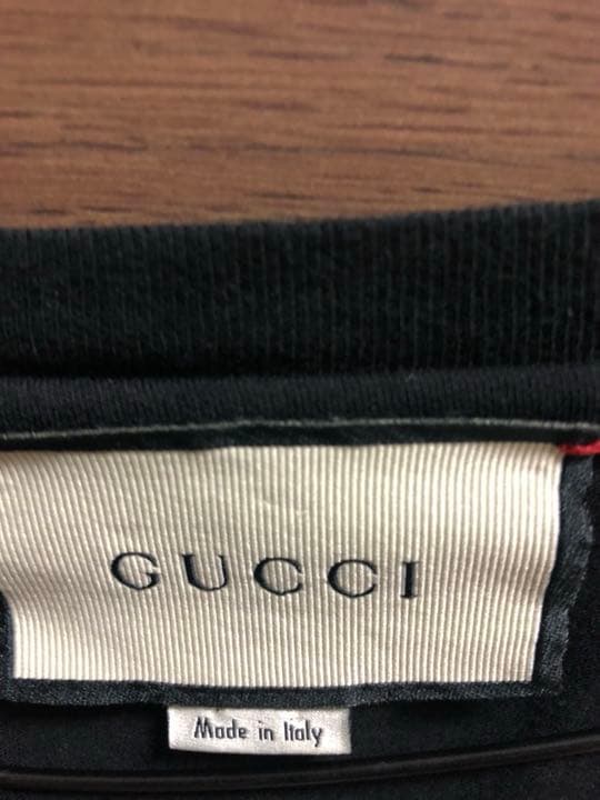 トップス GUCCI
