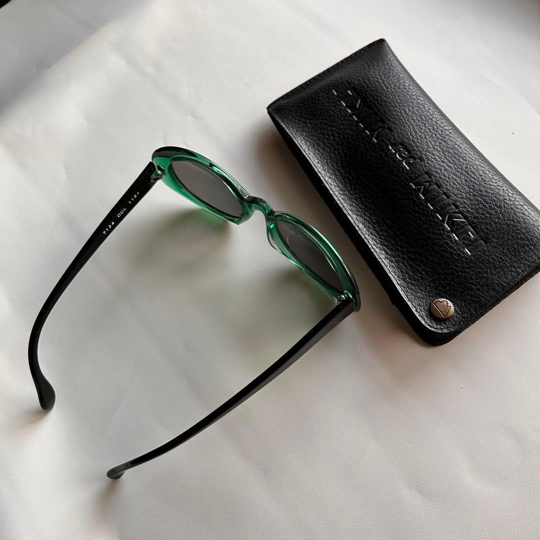 MIKLI par MIKLI サングラス 緑色 USED
