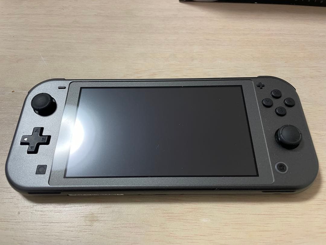 Nintendo Switch Lite ポケモンデザインポケモンソフト付き