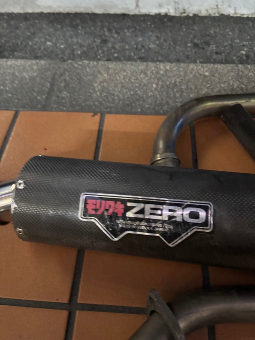 cb400 nc31マフラー　モリワキゼロ