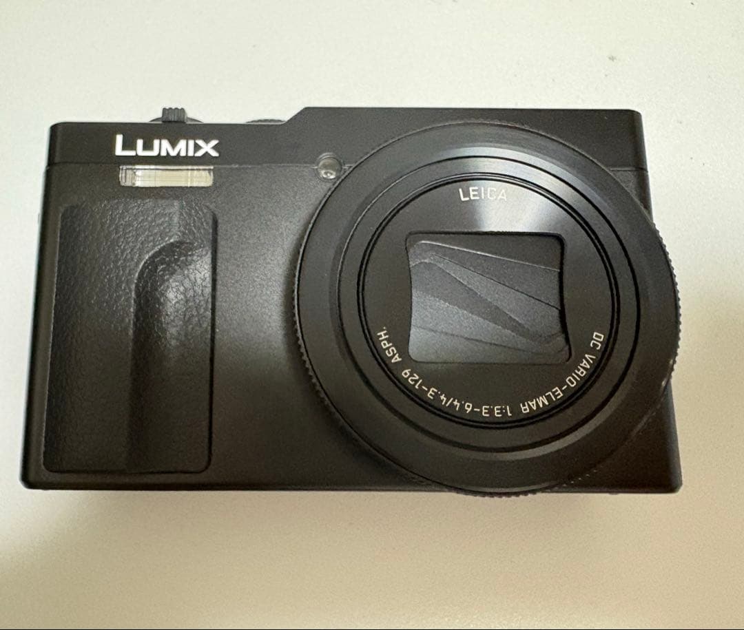 Panasonic LUMIX TZ99デジタルカメラ＆SDカード＆カメラケース
