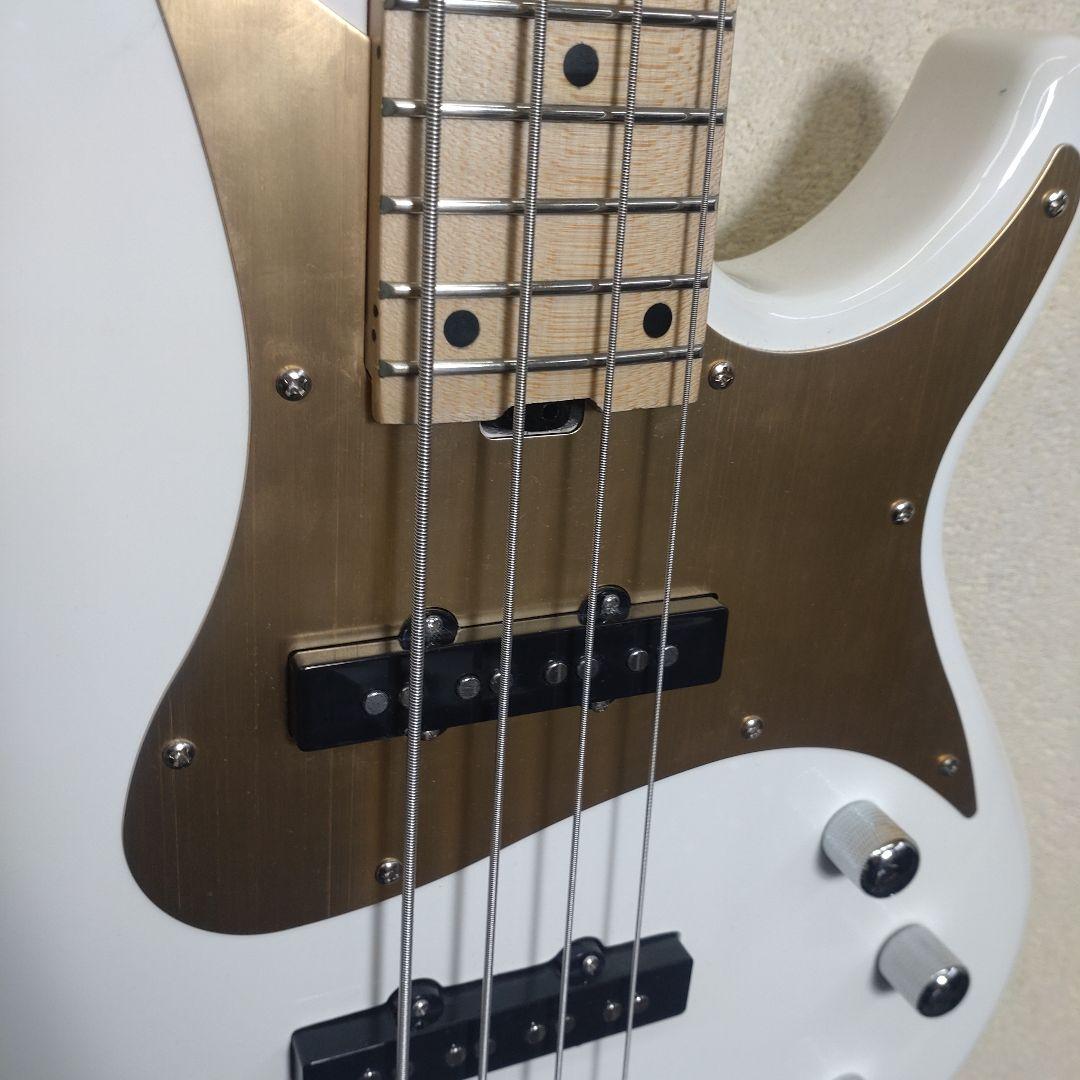 Aria Pro II RSB-618/4 ホワイト 美品！ゴールドピックガード