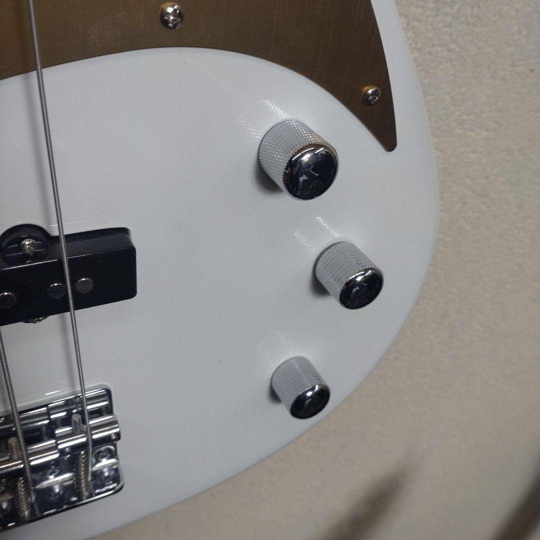 Aria Pro II RSB-618/4 ホワイト 美品！ゴールドピックガード