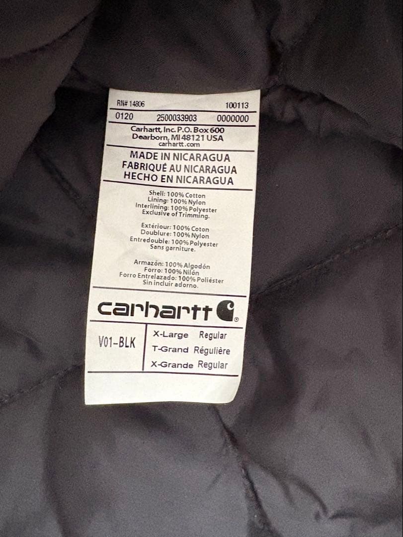 Carhartt ブラックジップアップ ベスト