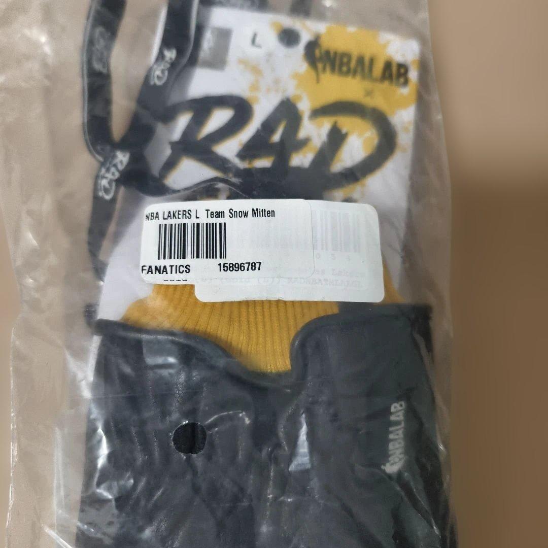 ロサンゼルス・レイカーズ　RAD Gloves チームスノーミトン Lサイズ