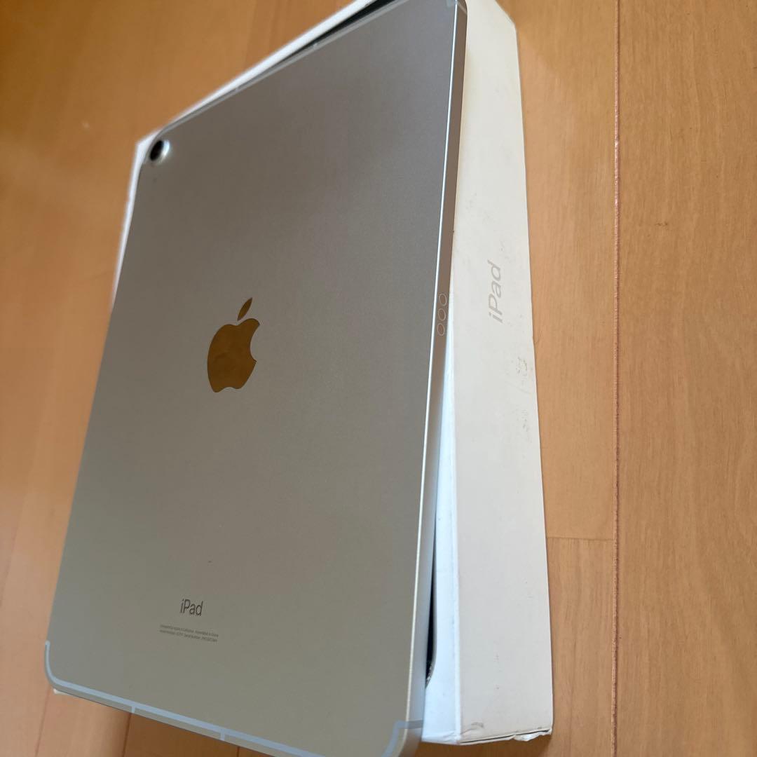 iPad 10世代　WIFI＋CELLULARモデル